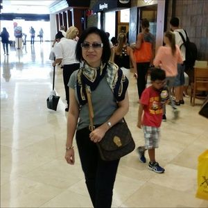 Meet your Posher, Vicky